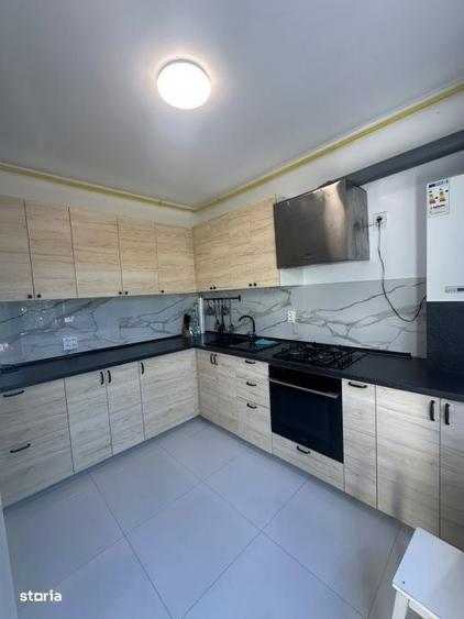 Casă cu 4 camere cu Teren 50 Mp în Central