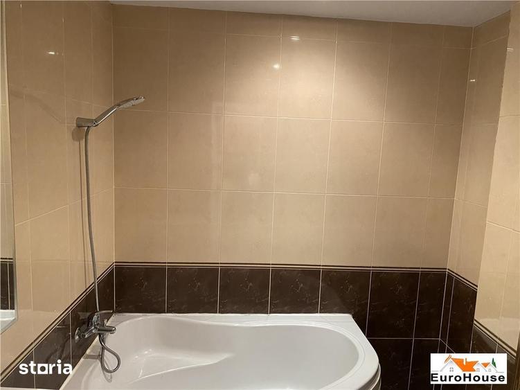 Apartament cu 3 camere decomandat în Ampoi 2
