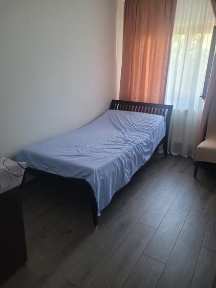 Apartament cu 3 camere decomandat în Exterior Vest