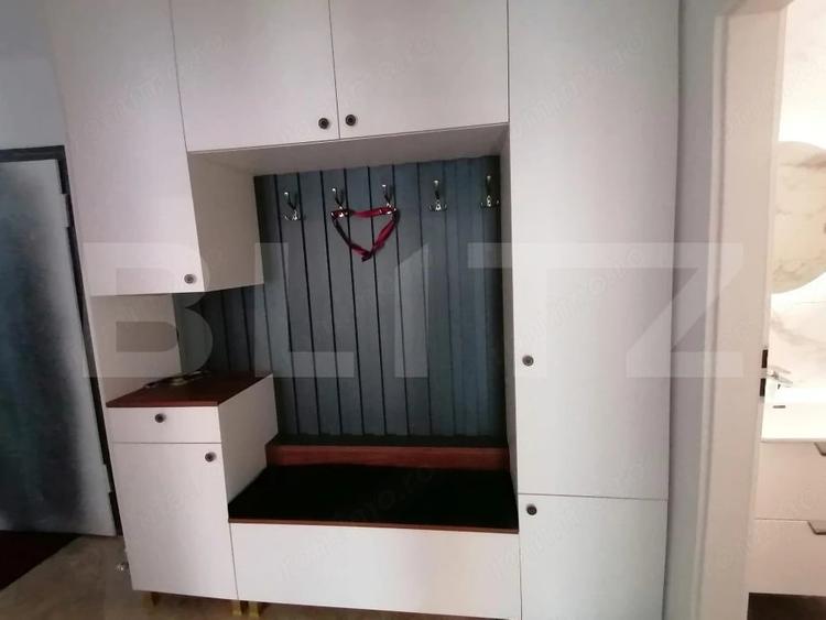 Apartament cu 4 camere semidecomandat în Iris