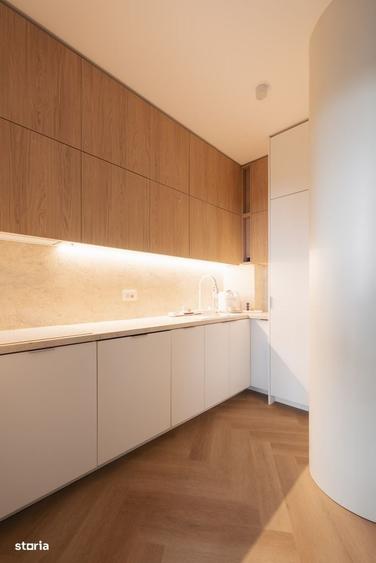 Apartament cu 3 camere decomandat în Străulești