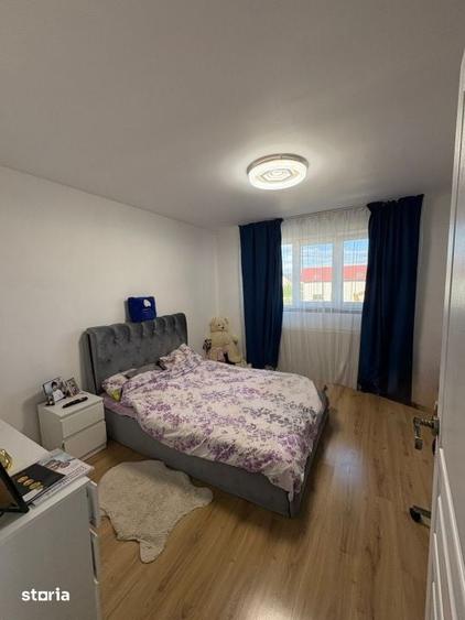 Casă cu 5 camere cu Teren 520 Mp în Recea