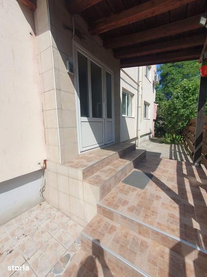 Apartament cu 3 camere decomandat în Tătărași
