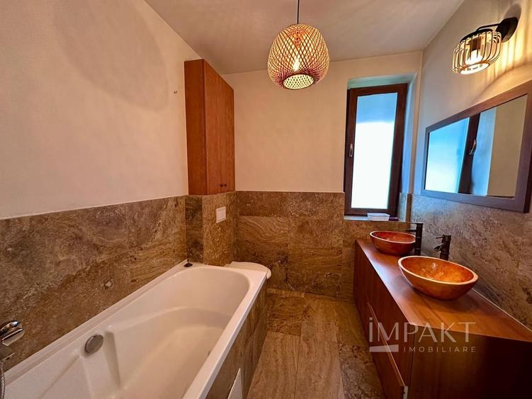 Casă individuală cu 4 camere cu Canalizare în Iris