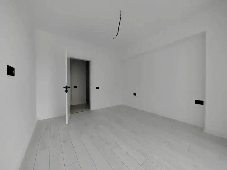 Apartament cu 2 camere decomandat în Theodor Pallady