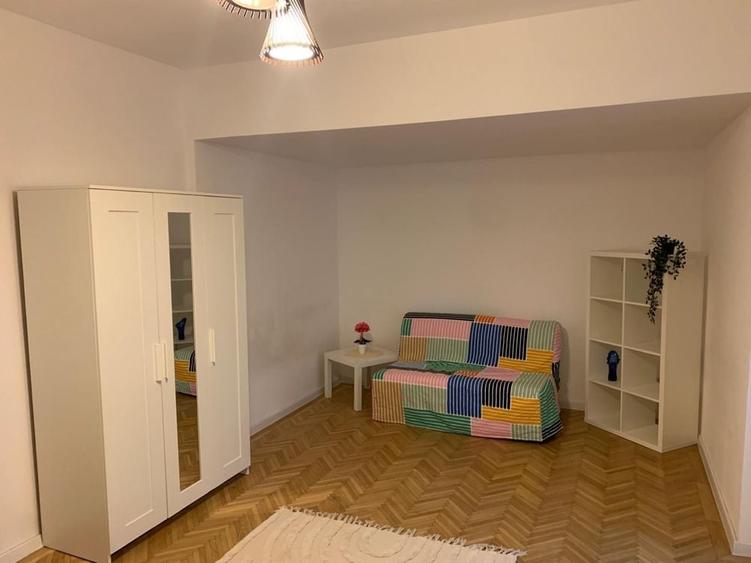 Garsonieră decomandată în Kogălniceanu