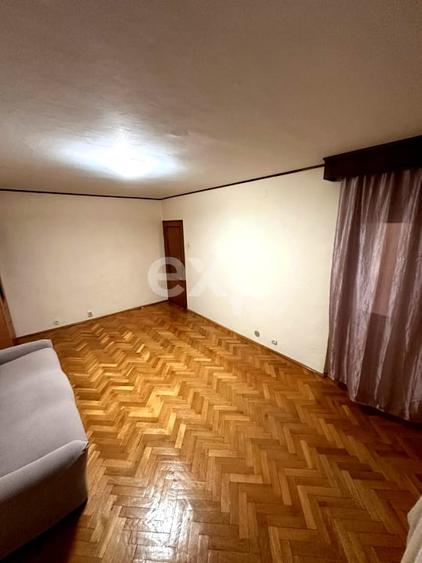 Apartament cu 2 camere decomandat în Eremia
