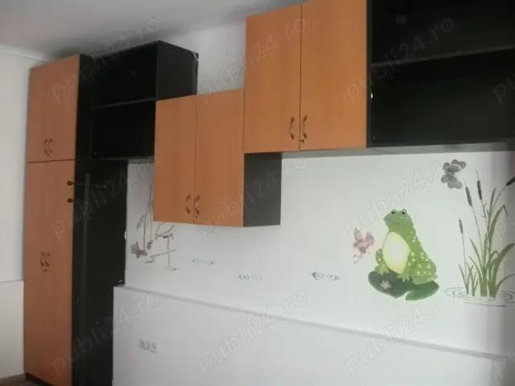 Casă cu 5 camere cu Teren 500 Mp în Central