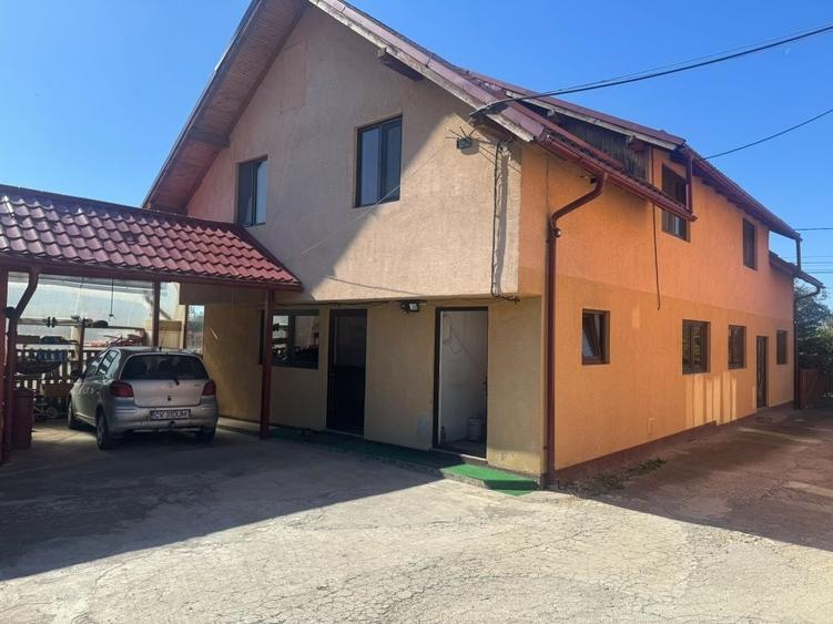 Casă cu 3 camere în Zăbala