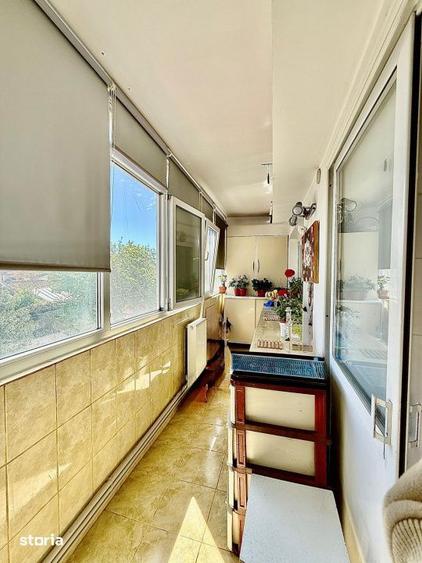 Apartament 3 camere Delfinariu , etaj 2/4 - 1