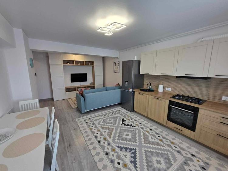 Apartament cu 2 camere decomandat în Energia