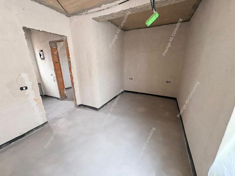 Duplex cu 4 camere cu Canalizare în Moșnița Nouă