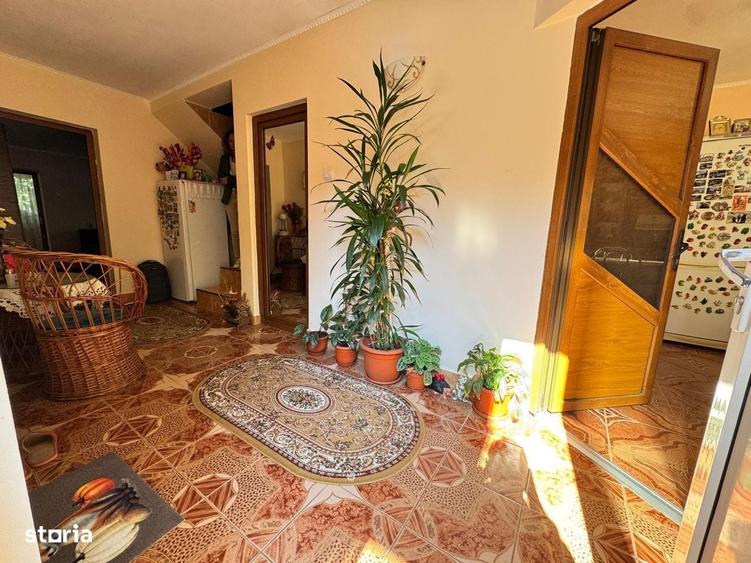 Casă cu 3 camere cu Teren 550 Mp în CFR