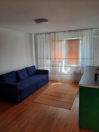 Apartament cu 2 camere semidecomandat în Brâncoveanu