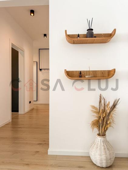 Apartament cu 3 camere decomandat, mobilat în Central