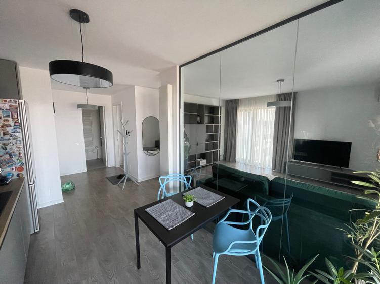 Apartament cu 2 camere decomandat în Central