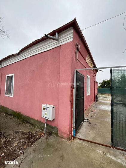 Casă cu 3 camere cu Teren 275 Mp în Central