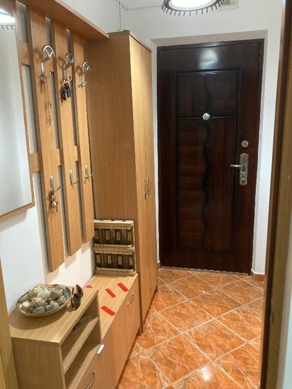 Apartament cu 2 camere nedecomandat, mobilat în Tătărași