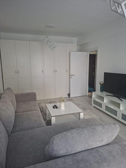 Apartament cu 2 camere decomandat în Runcu