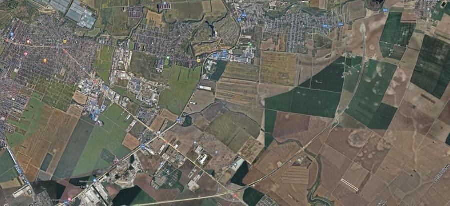 Teren de 13300 mp, în Glina