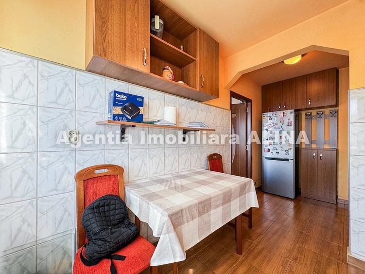 Apartament cu 2 camere semidecomandat în Gojdu