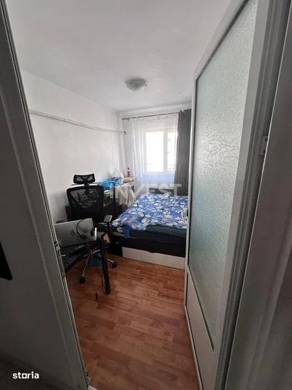 Apartament cu 3 camere decomandat în Baza 3