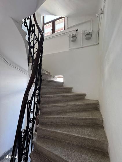 Apartament cu 4 camere în Ștefan cel Mare