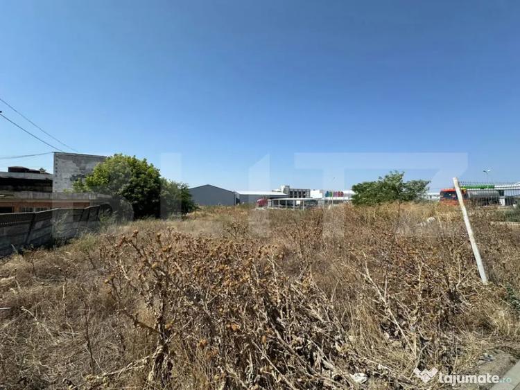 Teren Stradal 2500 mp, zona Calea Severinului - Jumbo - 1