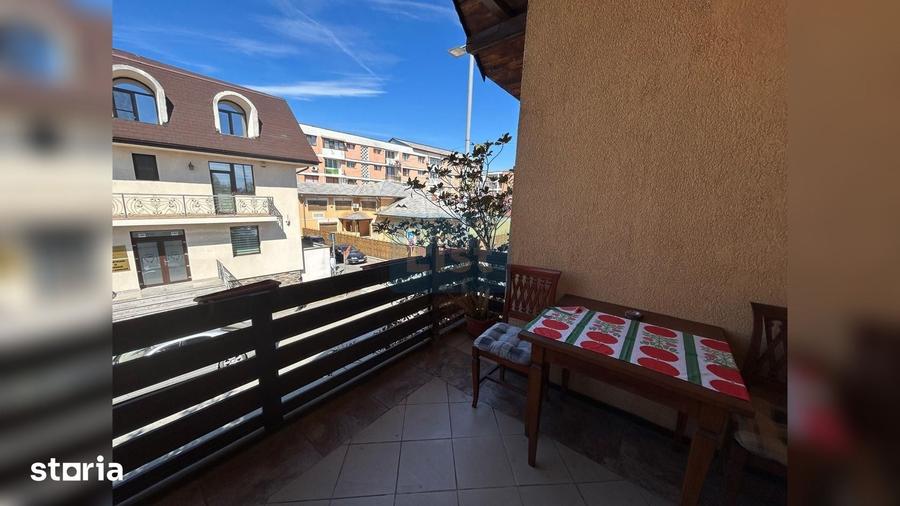 Casă cu 8 camere cu Teren 448 Mp în Central