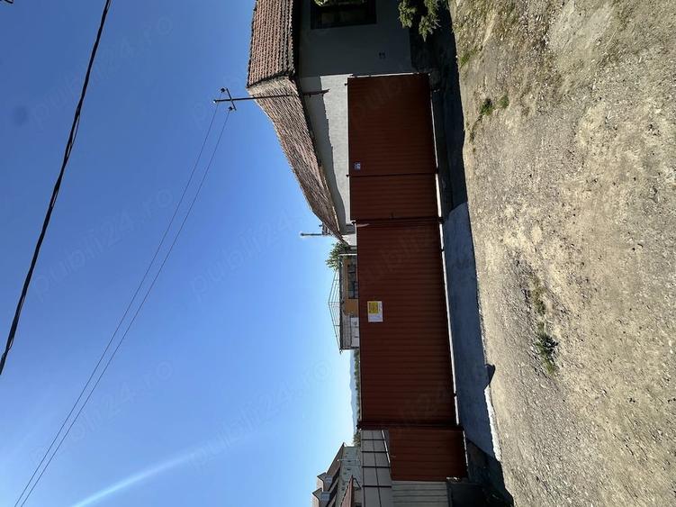 Spațiu comercial, de 268 mp, în Holod