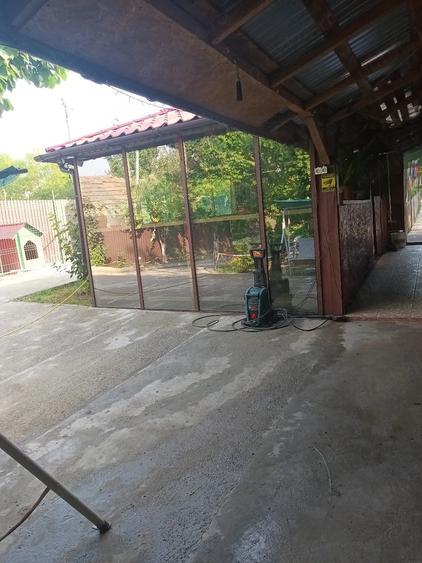 Casă cu Teren 1321 Mp în Nana