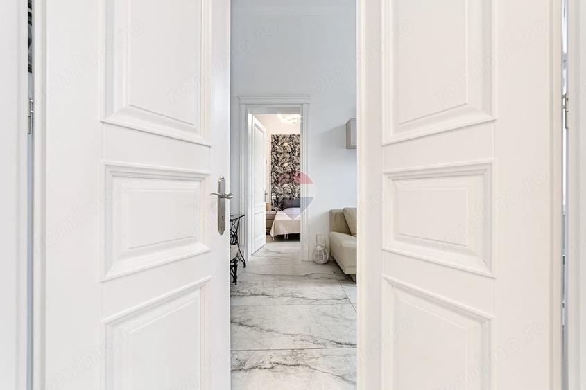 Apartament cu 3 camere semidecomandat în Ultracentral