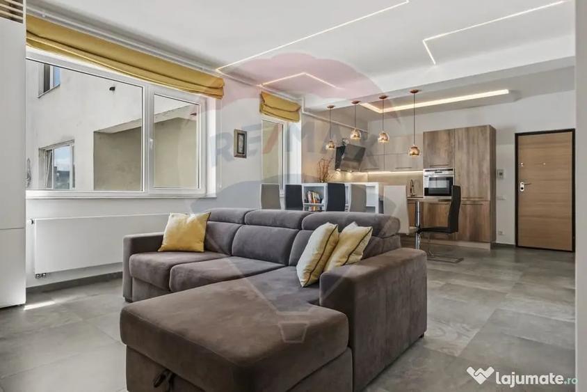 Apartament cu 2 camere semidecomandat în Centrul Civic