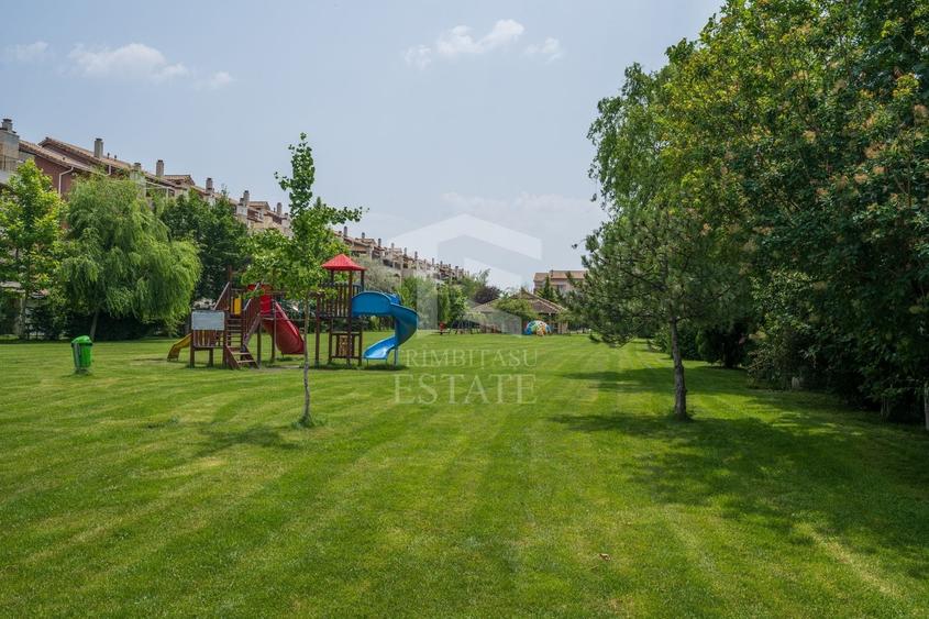 Apartament cu 3 camere decomandat în Pipera