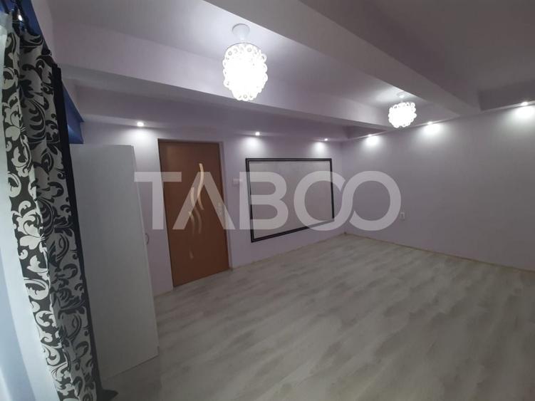 Apartament cu 3 camere nedecomandat în Central