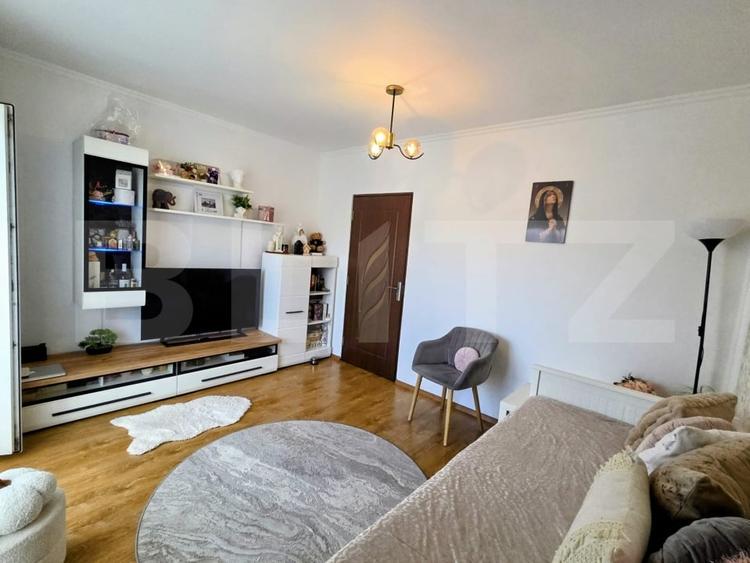Apartament decomandat, cu 2 camere | Parcare cu CF | Zonă centrală Eroilor - 1