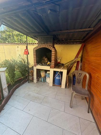Casă cu 6 camere cu Canalizare în Fundeni