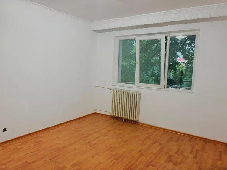 Garsonieră în Narcisa