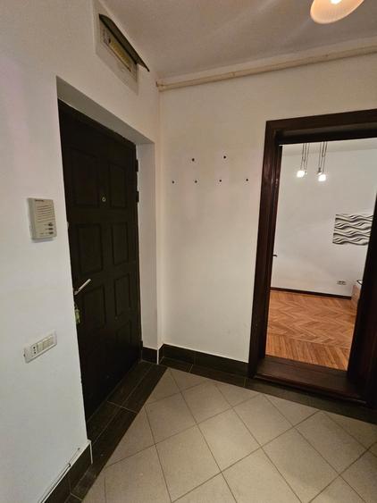 Apartament cu 3 camere decomandat în Ultracentral