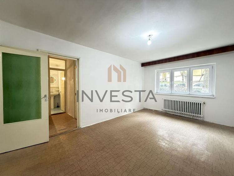 Apartament cu 3 camere decomandat în Zorilor