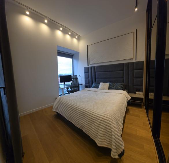 Apartament cu 2 camere semidecomandat în Barbu Văcărescu