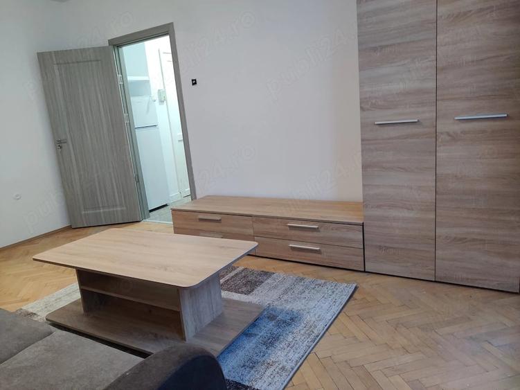 Apartament cu 2 camere decomandat în Bălcescu