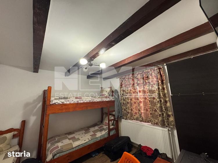 Casă cu 7 camere cu Teren 1800 Mp în Udești