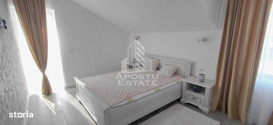 Casă cu 5 camere cu Teren 320 Mp în Dumbrăvița