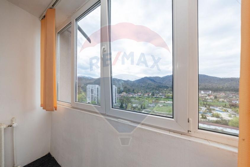 Apartament cu 3 camere circular în Noua