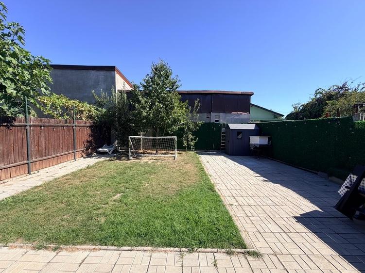Casă cu 3 camere cu Teren 350 Mp în Central