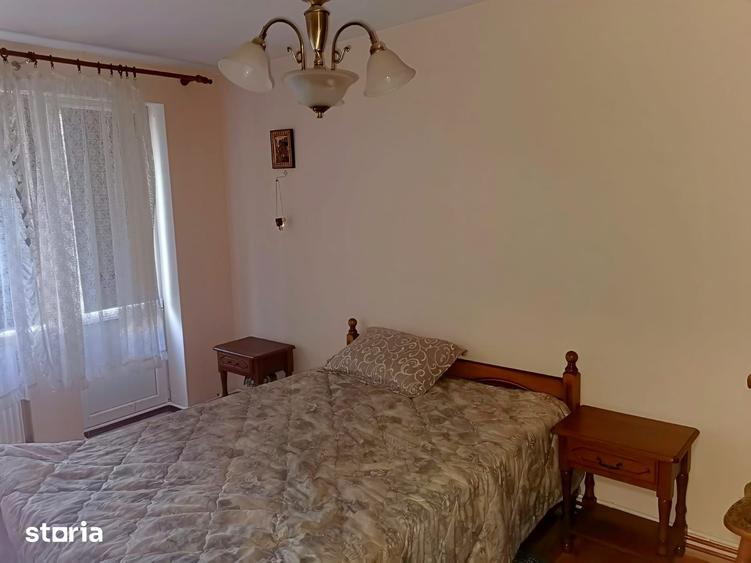 Apartament cu 3 camere decomandat în Ultracentral