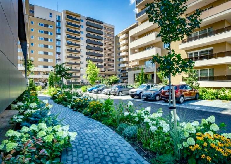 Apartament cu 3 camere decomandat, mobilat în Astra