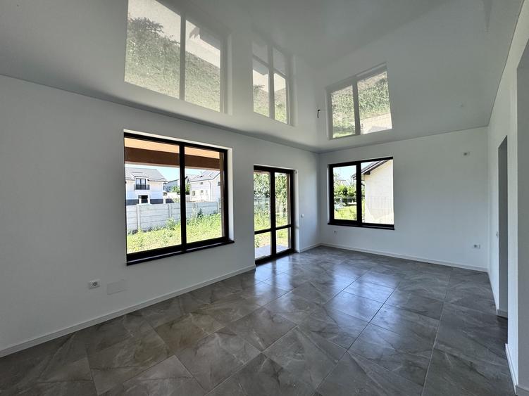 Duplex Domnești la Cheie | Încălzire Pardoseală | Mutare Imediată | 300mp - 1