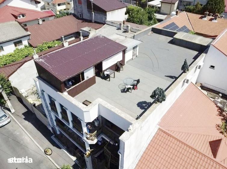 Casă cu 4 camere cu Teren 250 Mp în Central